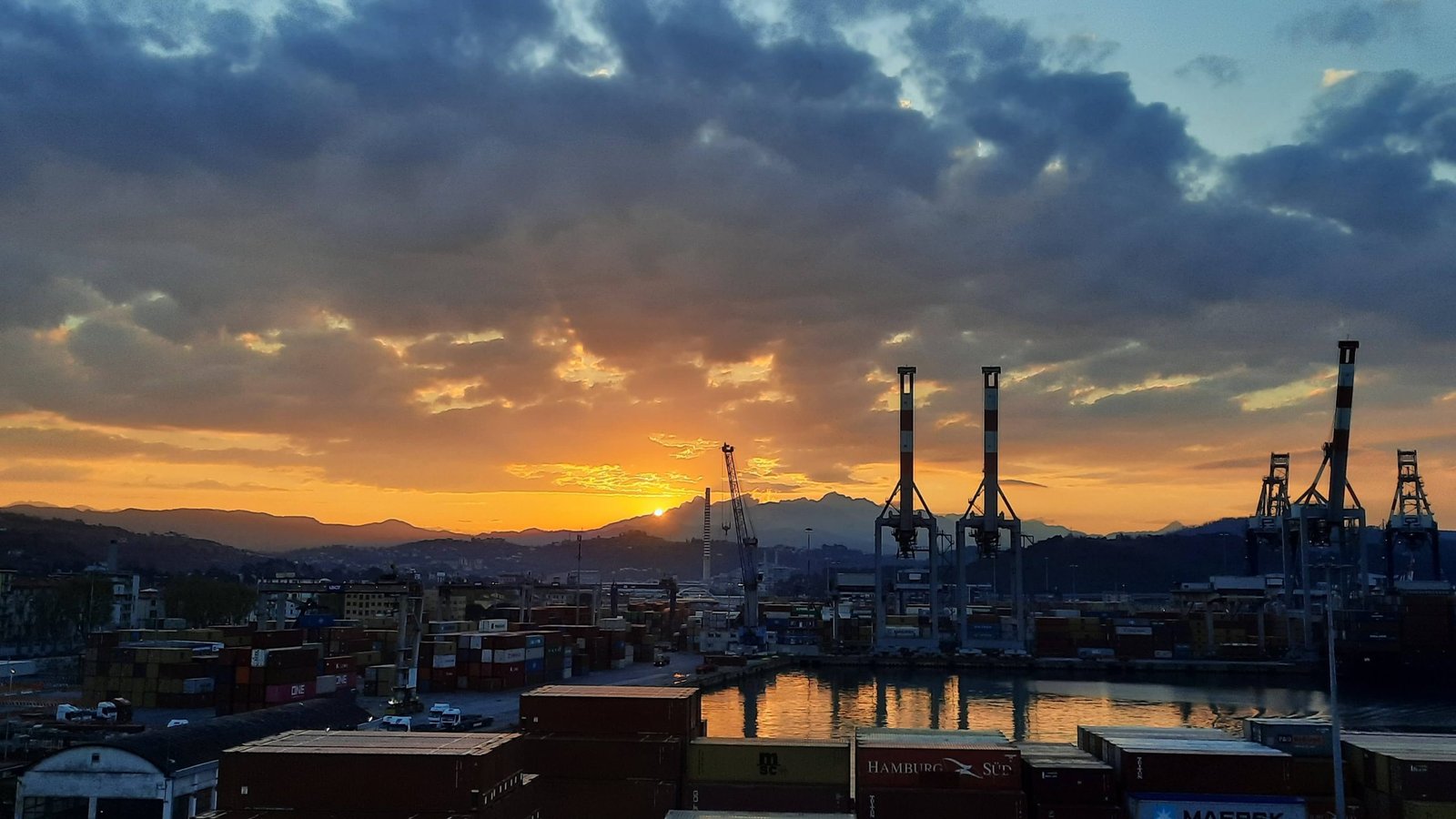 Kreuzfahrthafen La Spezia / Pisa