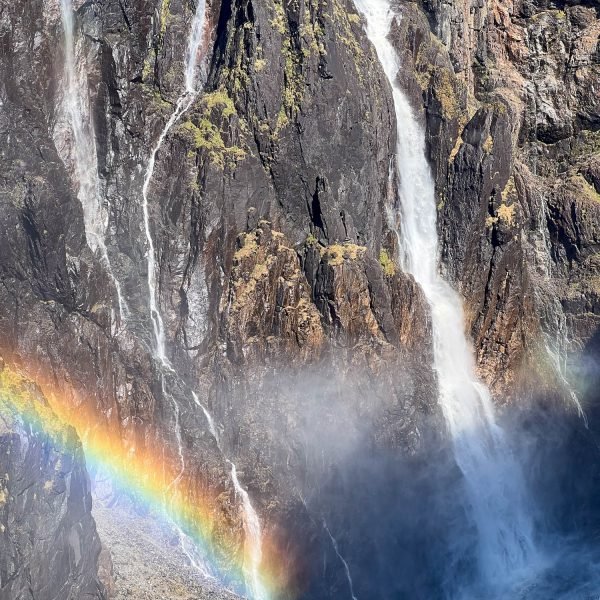 Wasserfall Vøringsfossen auf eigene Faust erkunden